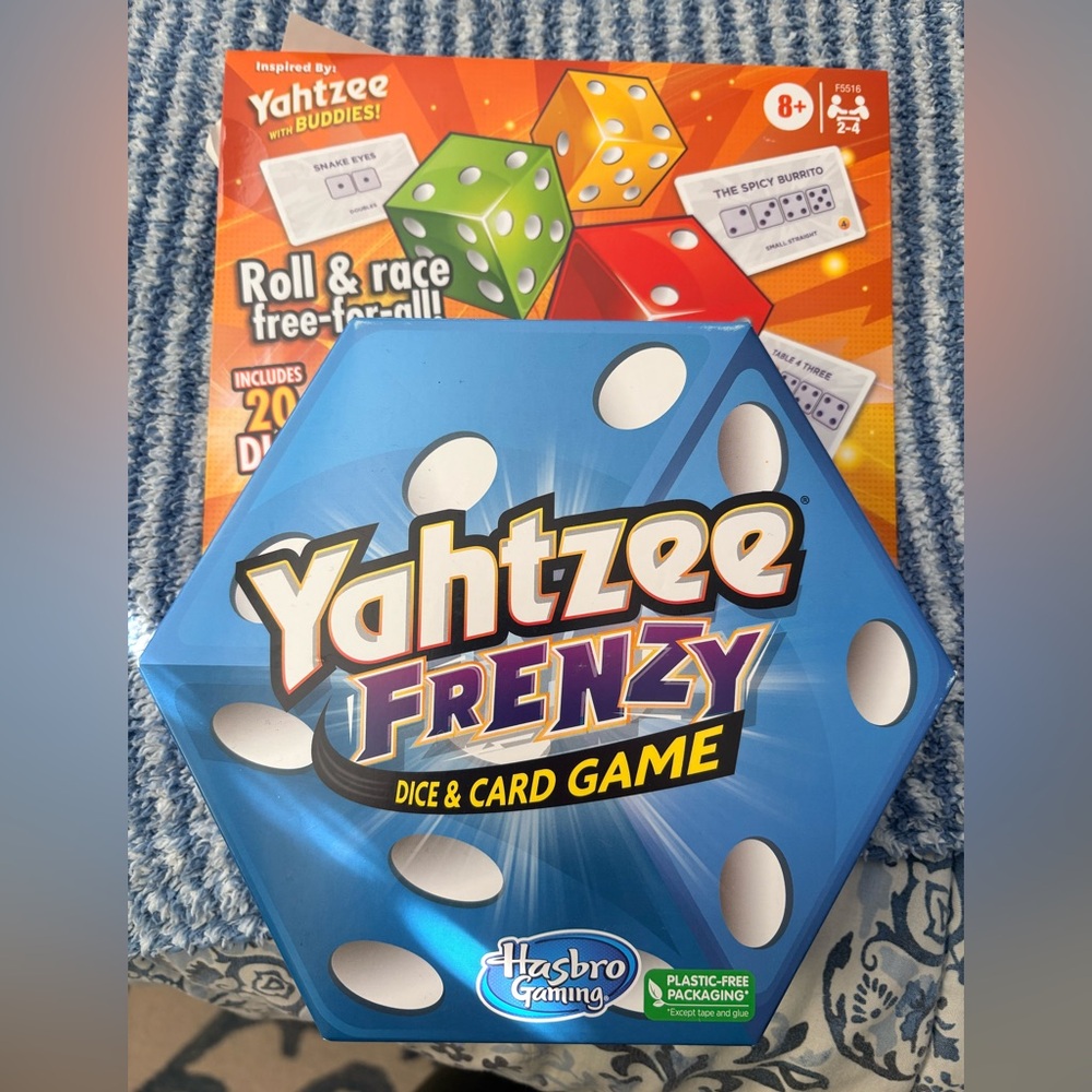 Hasbro Yahtzee Frenzy Dice & Card Game - Brand new